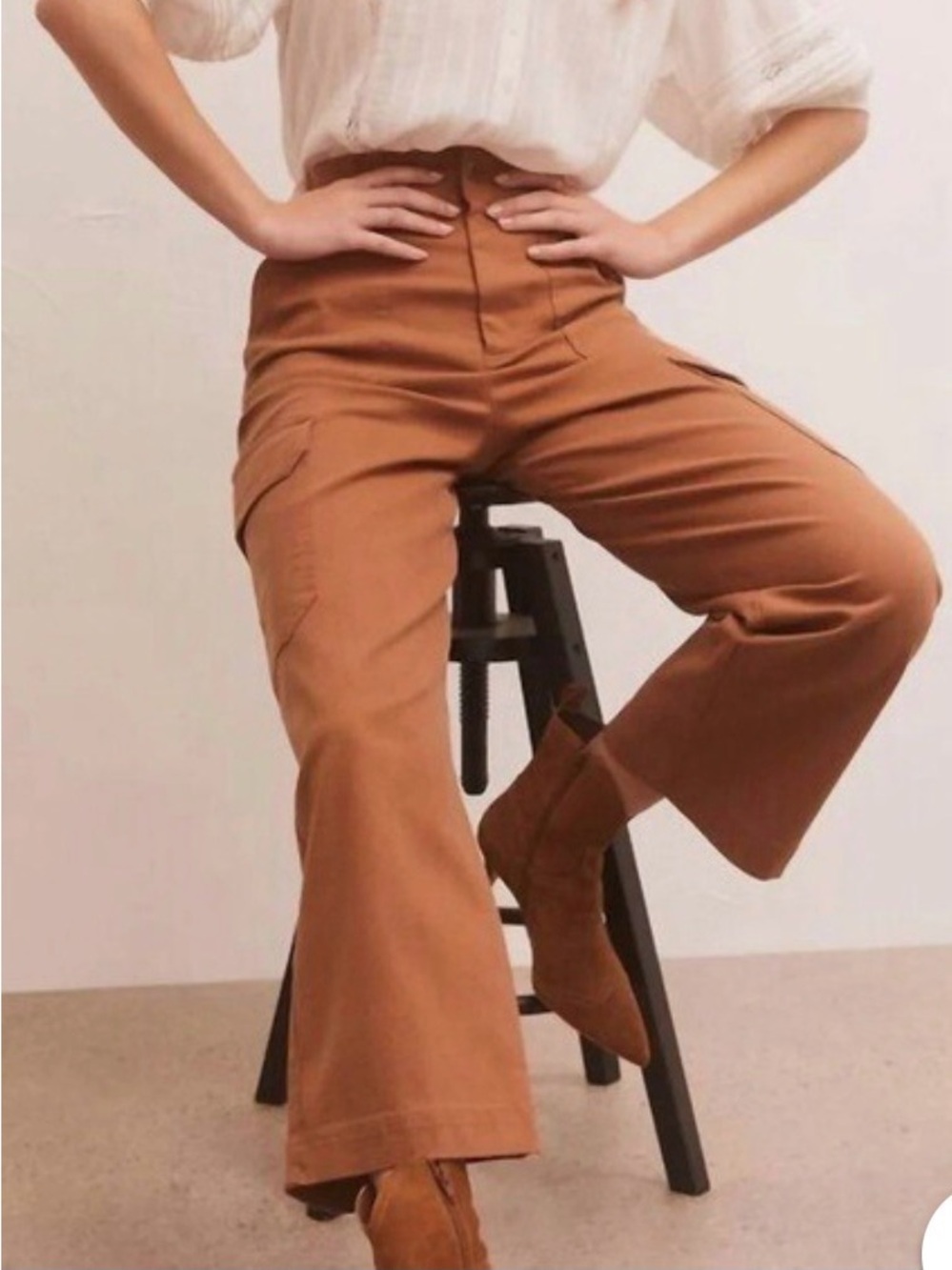 Z Supply woman’s Cargo Pants in Chestnut Brown